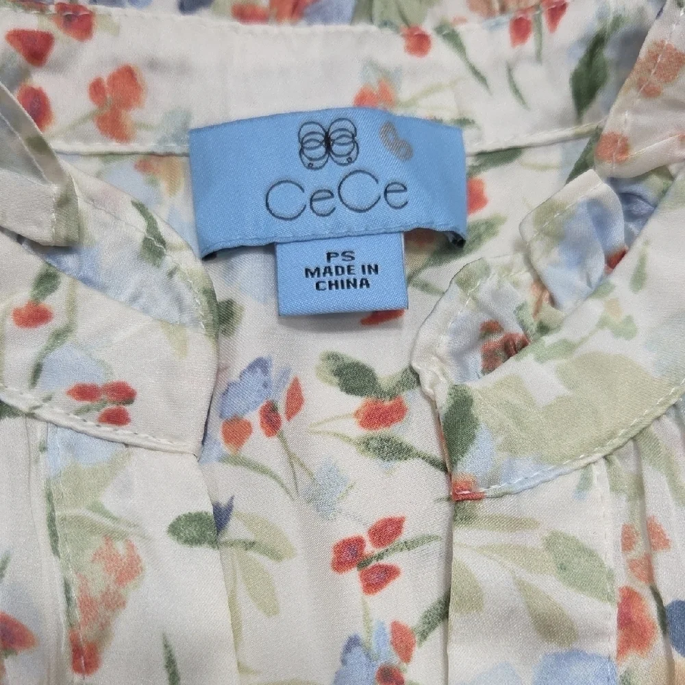 CeCe Multicolor Floral Blouse Sz Small New With Tags - Picture 4 of 8